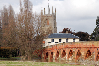 The Anchor Inn, Great Barford Church and Barford Bridge March 2010